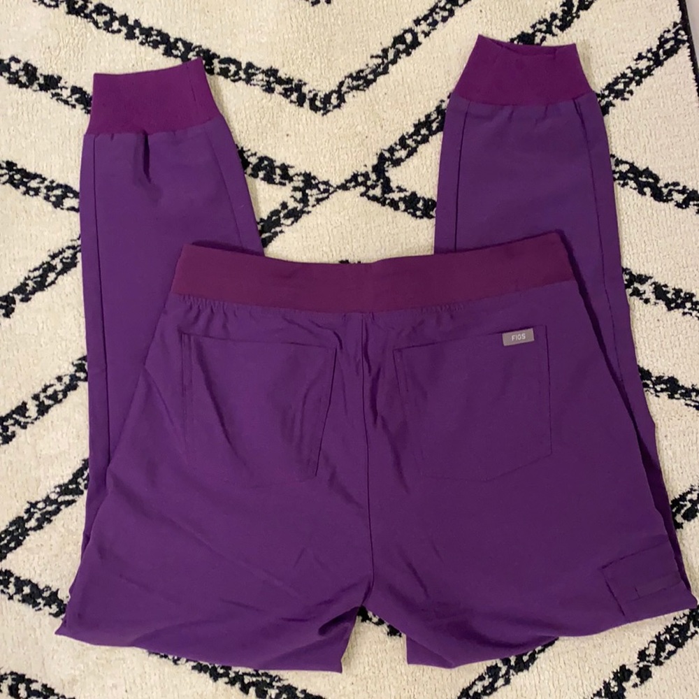Figs scrubs